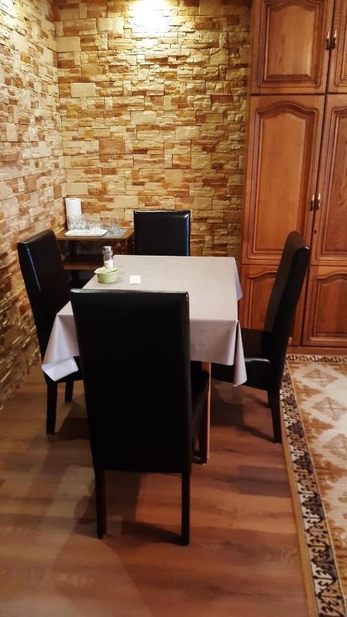 Renata Vendeghaz Otel Eğri Dış mekan fotoğraf